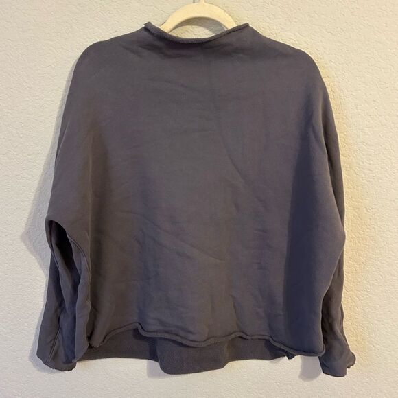 Frank & Eileen Effie Long Sleeve Funnel Neck Capelet in Elephant Grey, Size XS - Picture 3 of 11
